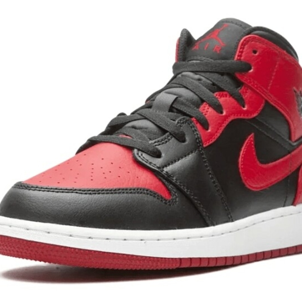 Nike Kids Sneakers - Black and Red
